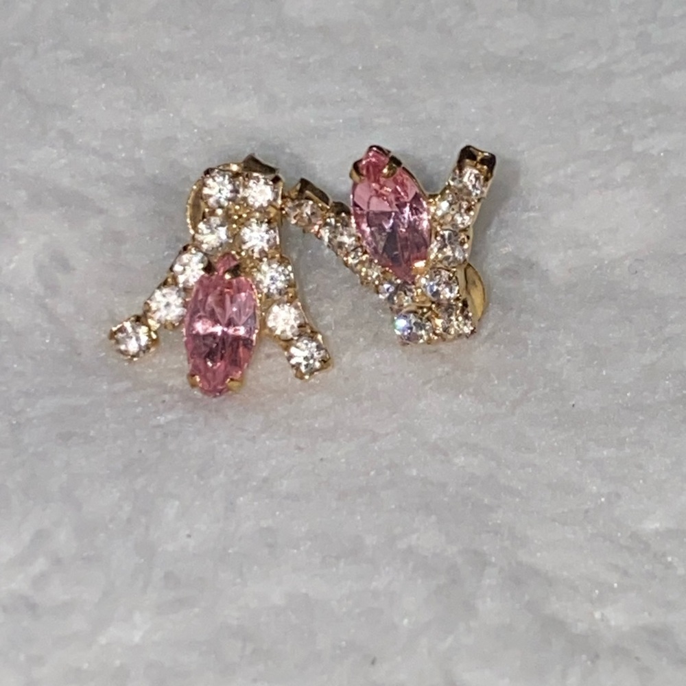 1 pair of earrings 14K yellow overlay (small irregularity)